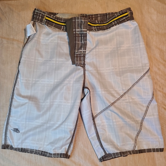Nike Swim Volley Board Shorts Light Brown/ Tan Plaid Size Medium - Picture 6 of 11